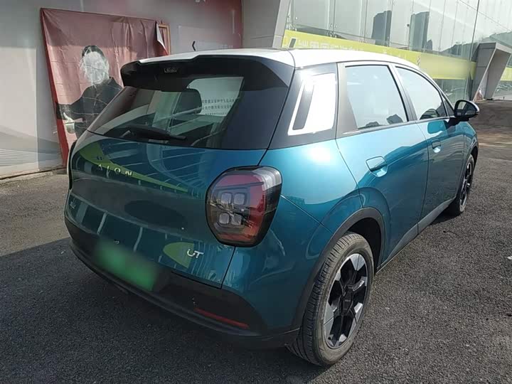 Фото 7 - GAC Aion UT