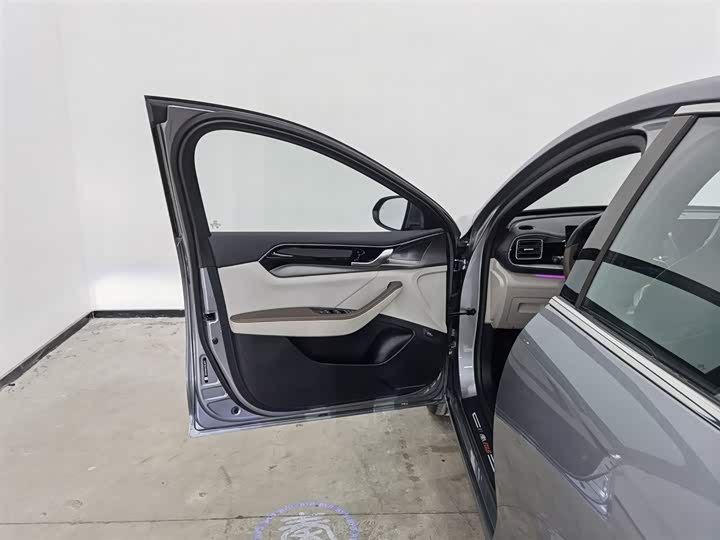 Фото 8 - BYD Qin Plus