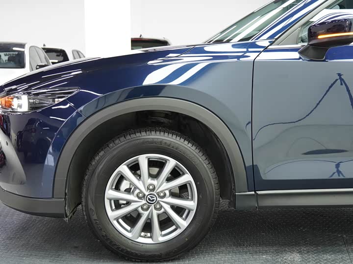 Фото 8 - Mazda CX-5