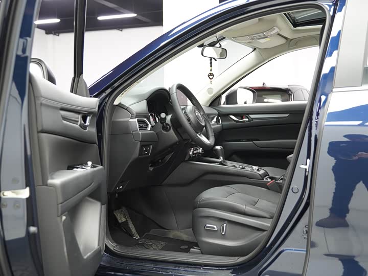 Фото 9 - Mazda CX-5