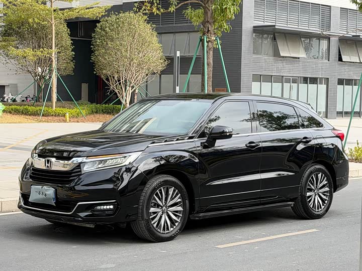 Фото 1 - Honda Avancier