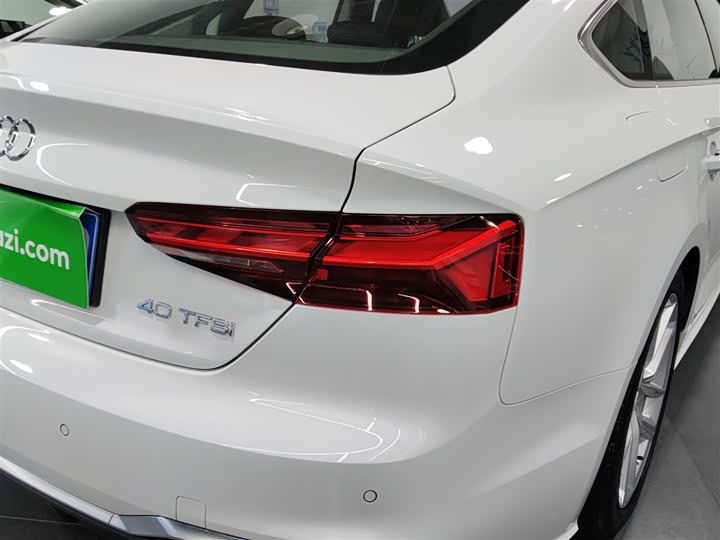 Фото 8 - Audi A5