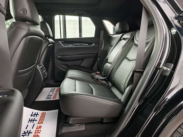 Фото 7 - Cadillac XT5