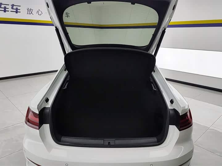 Фото 4 - Volkswagen CC