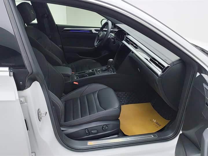 Фото 8 - Volkswagen CC