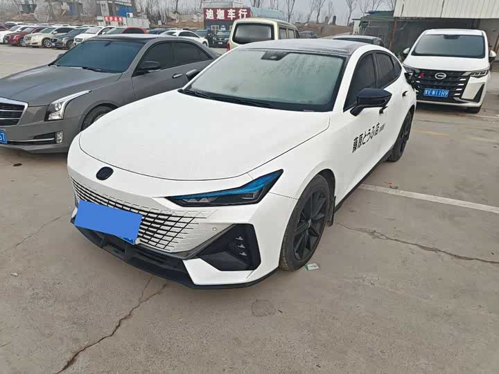 Фото 1 - Changan UNI-V