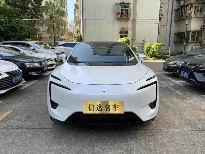 Фото 2 - Avatr 11