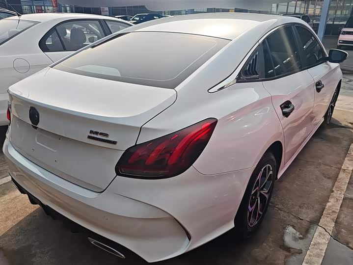 Фото 3 - MG Motor 5