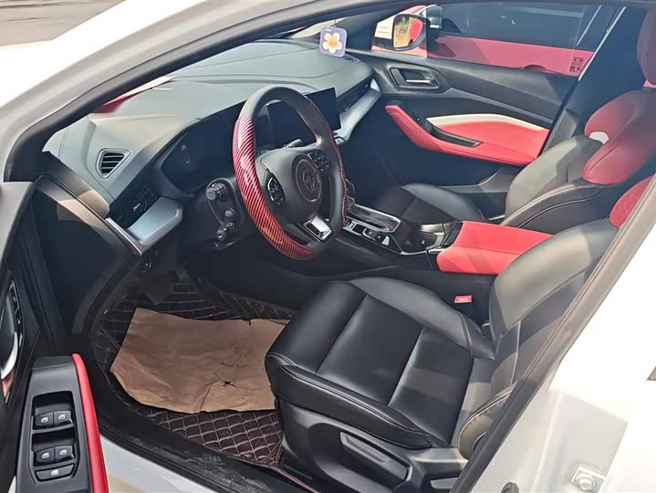 Фото 9 - MG Motor 5