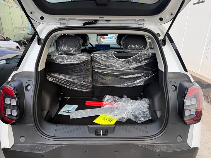 Фото 6 - GAC Aion UT