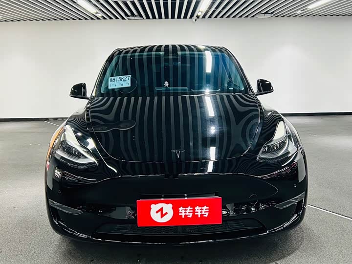 Фото 2 - Tesla Model Y