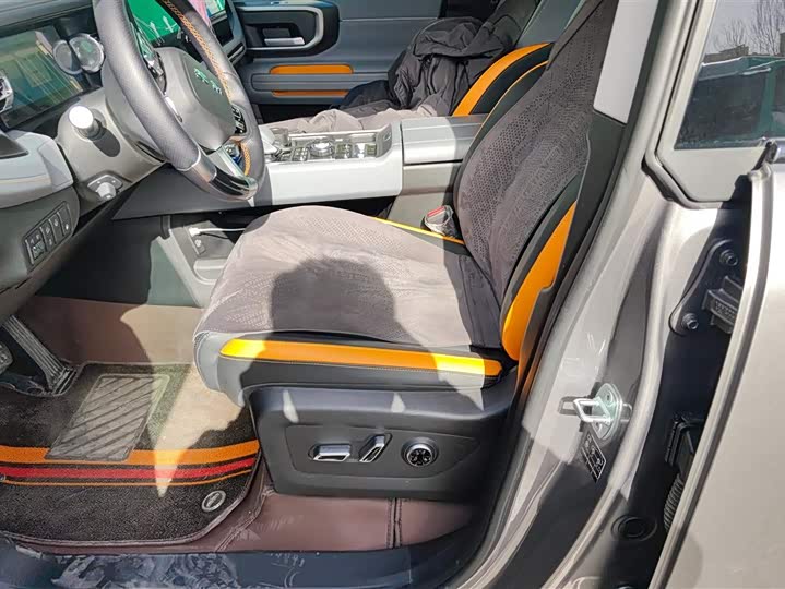 Фото 9 - BAIC Beijing BJ40 Hybrid