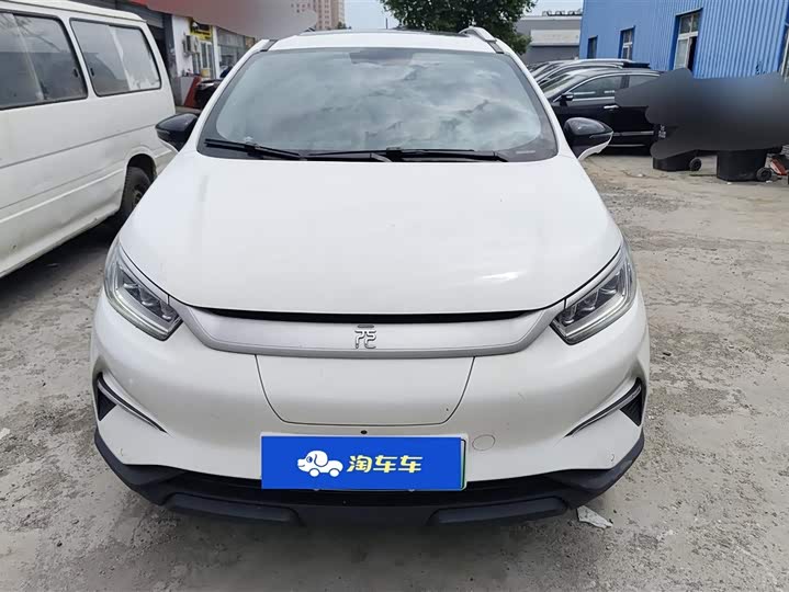 Фото 2 - BYD Yuan Pro