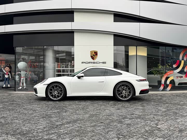 Фото 4 - Porsche 911