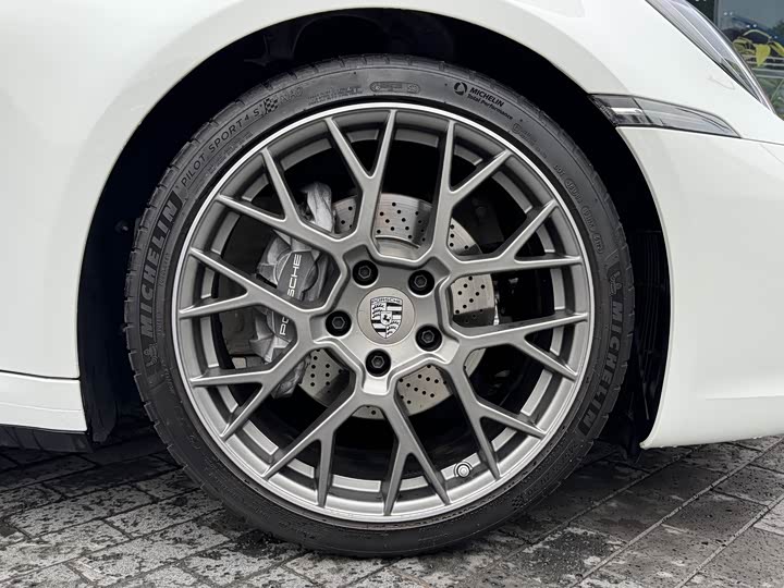 Фото 9 - Porsche 911