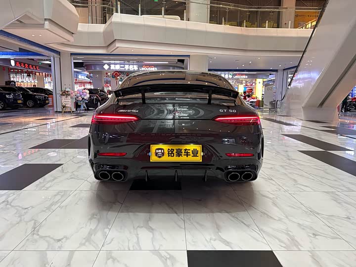 Фото 9 - Mercedes-Benz AMG GT