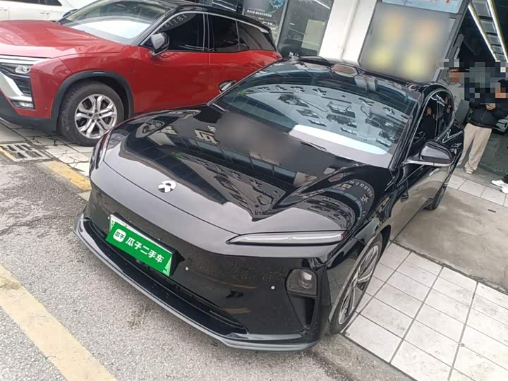 Фото 1 - Nio ET5T