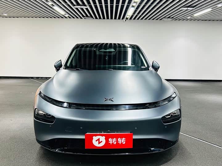 Фото 2 - XPeng P7