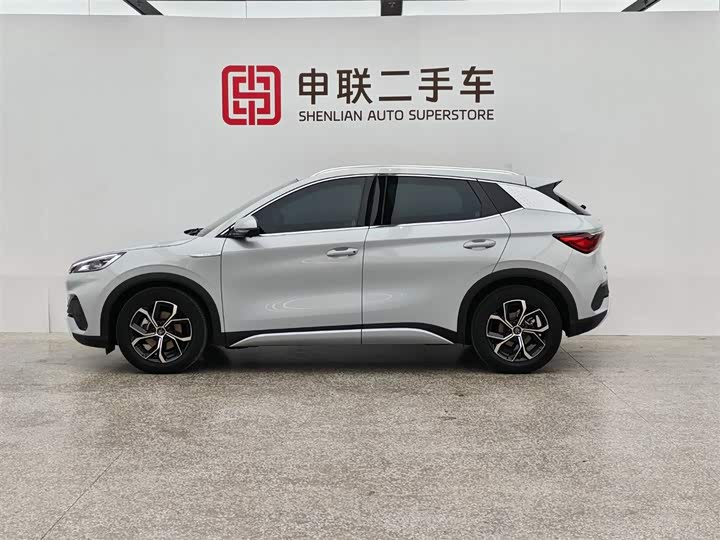 Фото 3 - BYD Yuan Plus