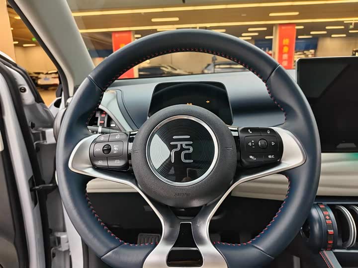 Фото 7 - BYD Yuan Plus