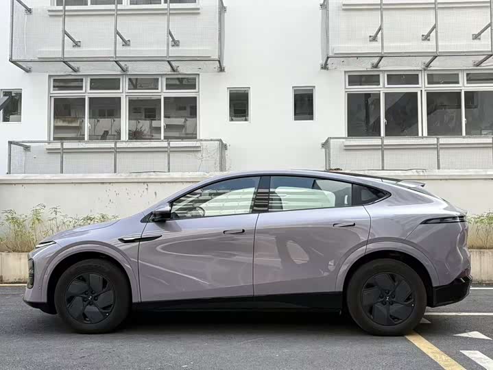 Фото 3 - XPeng G6