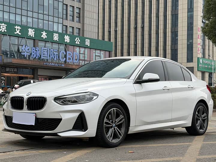 Фото 1 - BMW 1 Series