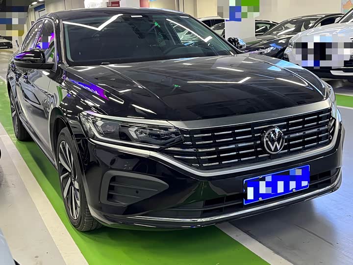 Фото 3 - Volkswagen Passat