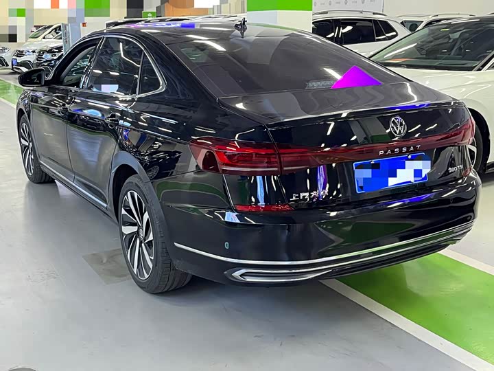 Фото 5 - Volkswagen Passat