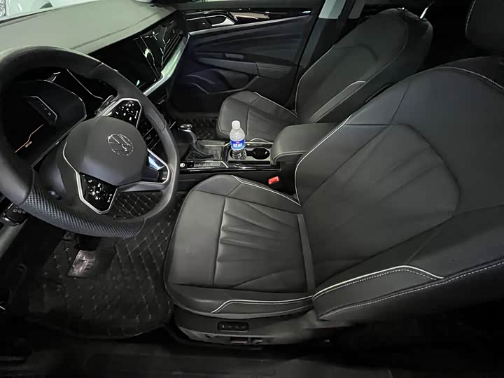 Фото 6 - Volkswagen Passat