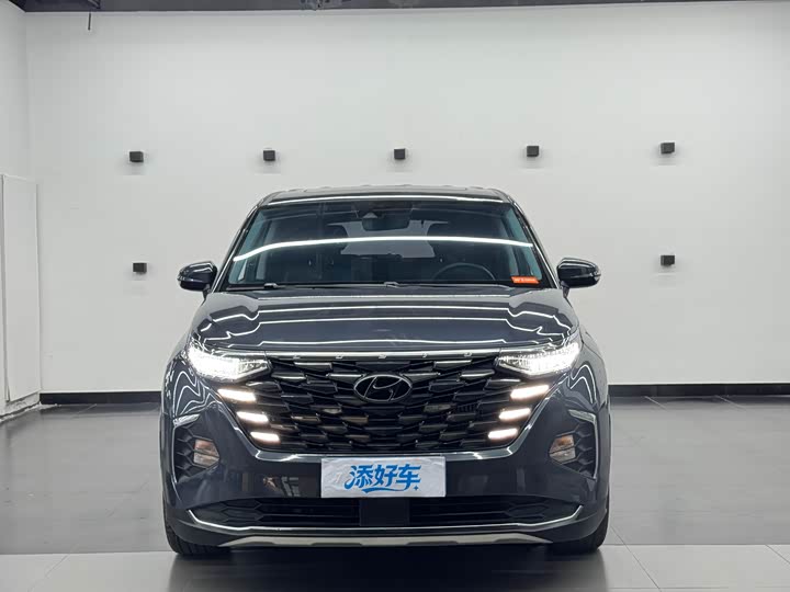 Фото 2 - Hyundai Custo