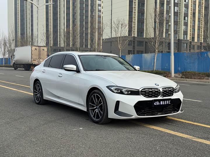 Фото 3 - BMW 3 Series