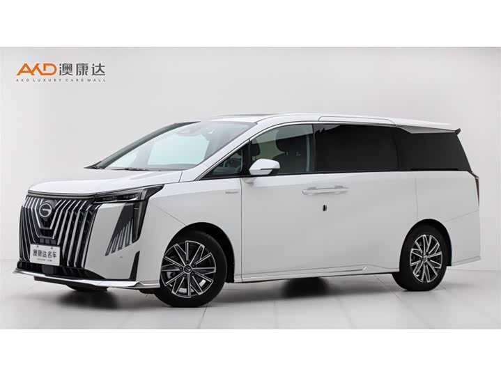 Фото 1 - GAC Trumpchi M8