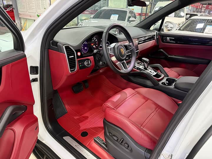 Фото 3 - Porsche Cayenne