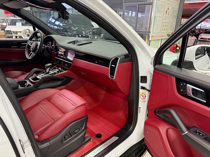 Фото 6 - Porsche Cayenne