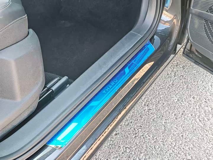 Фото 7 - Volkswagen Tharu