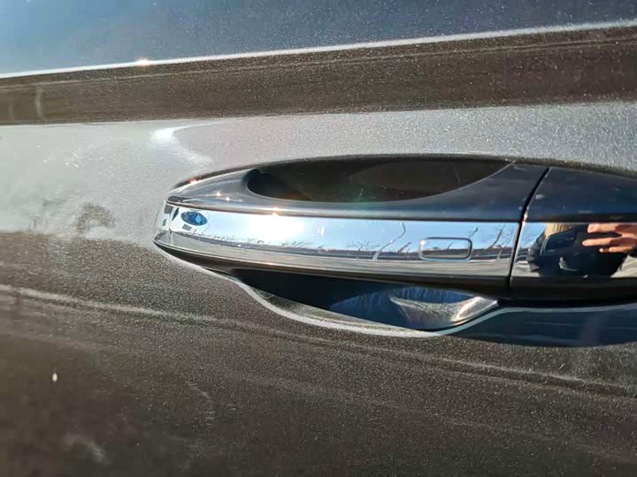 Фото 9 - Volkswagen Tharu