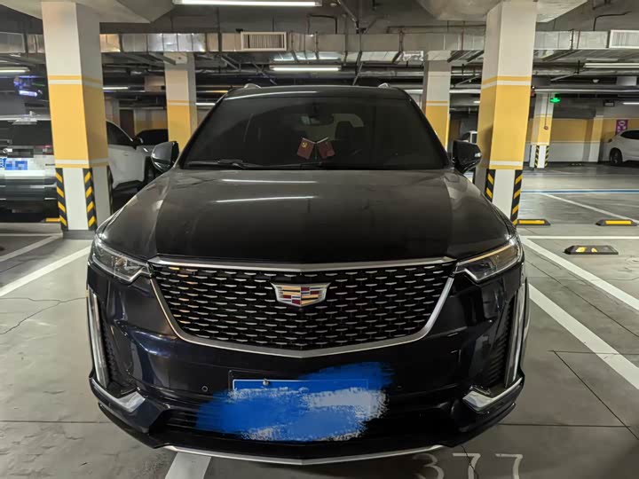 Фото 2 - Cadillac XT6