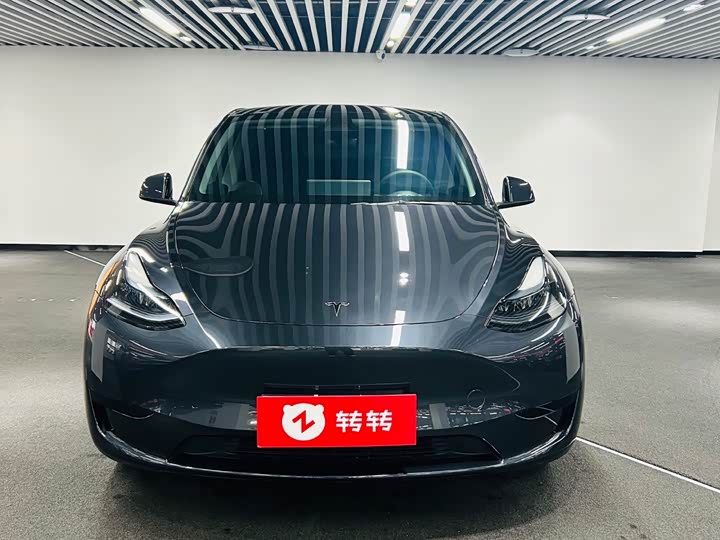 Фото 2 - Tesla Model Y