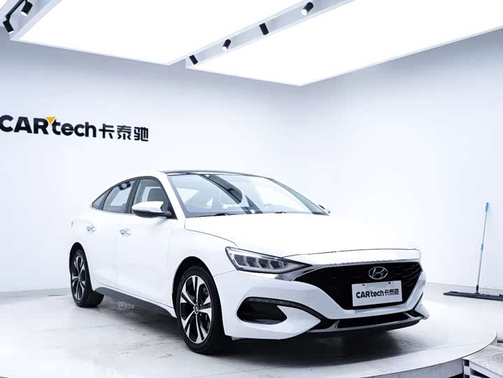 Фото 8 - Hyundai Lafesta