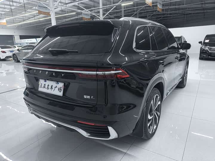 Фото 6 - Geely Monjaro