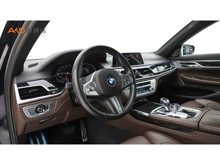 Фото 6 - BMW 7 Series