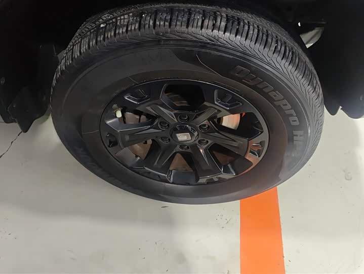 Фото 6 - Tank 400 Hybrid