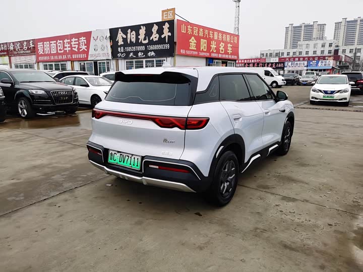 Фото 8 - BYD Yuan Up