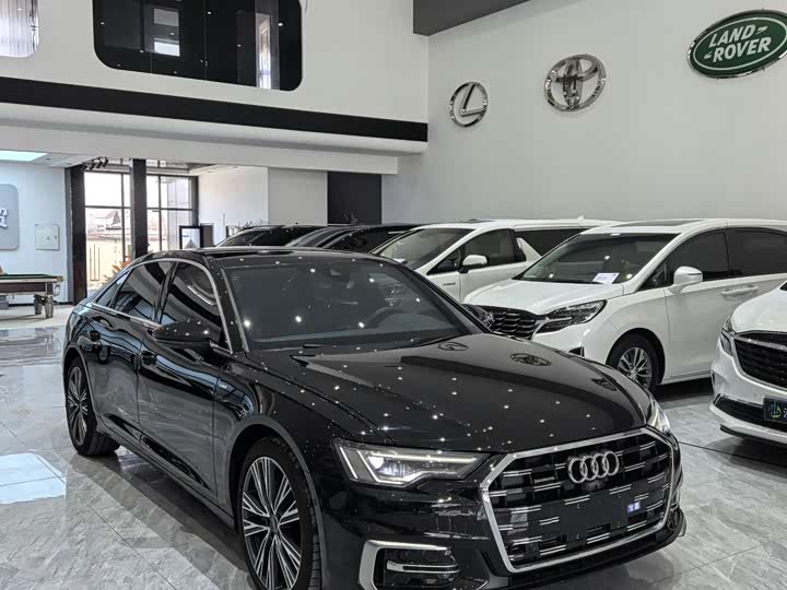 Фото 3 - Audi A6L