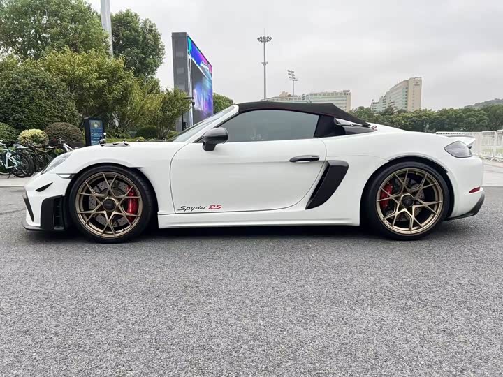 Фото 6 - Porsche 718