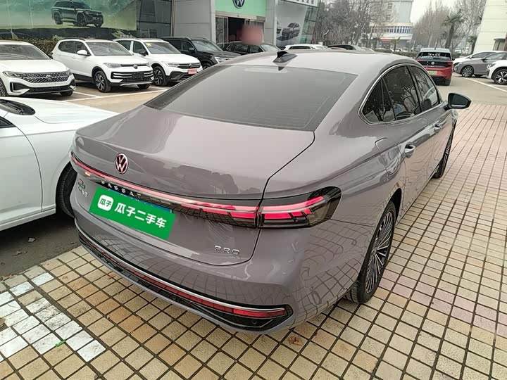 Фото 7 - Volkswagen Passat