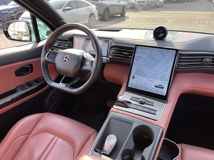 Фото 6 - Nio EC6