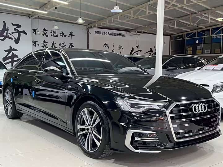 Фото 3 - Audi A6L