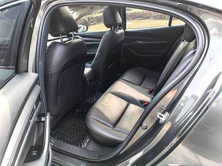 Фото 8 - Mazda 3 (Axela)