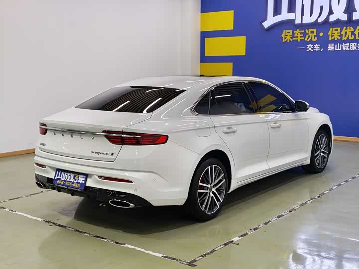 Фото 6 - Geely Preface